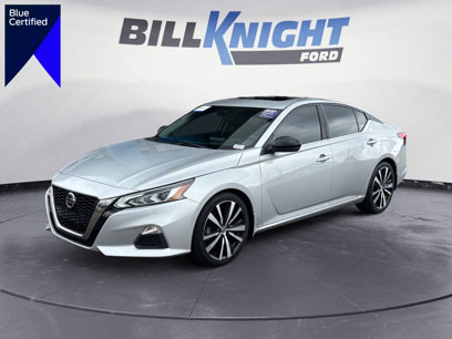 Used 2021 Nissan Altima 2.5 SR w/ SR Premium Package