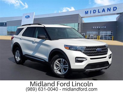 Certified 2022 Ford Explorer XLT w/ Equipment Group 202A