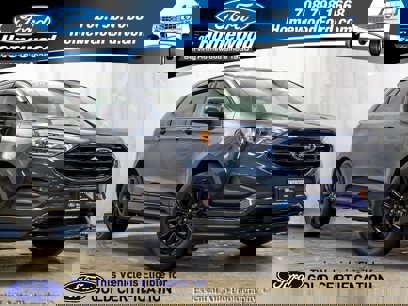Certified 2022 Ford Edge SE w/ Black Appearance Package