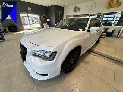 Used 2022 Chrysler 300 Touring L
