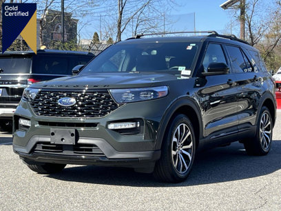 Certified 2022 Ford Explorer ST-Line w/ Class IV Trailer Tow Package