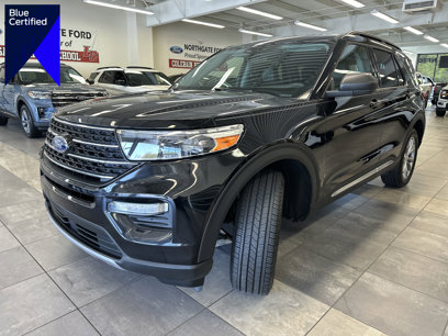 Certified 2022 Ford Explorer XLT w/ Equipment Group 202A