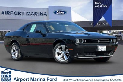 Used 2020 Dodge Challenger SXT w/ Driver Convenience Group