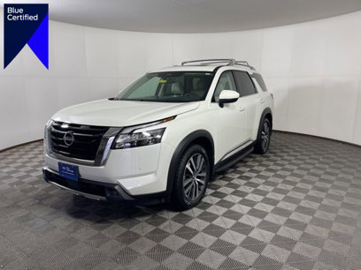 Used 2022 Nissan Pathfinder Platinum w/ Cargo Package