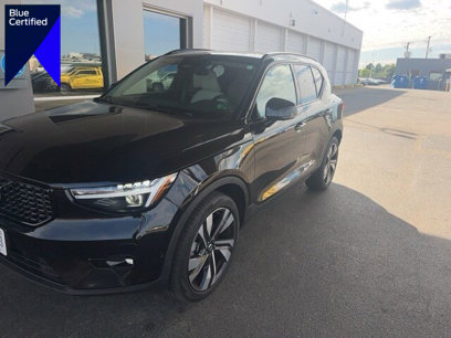 Used 2023 Volvo XC40 B5 Ultimate w/ Climate Package