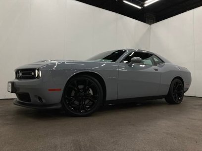 Used 2022 Dodge Challenger R/T w/ Cold Weather Group