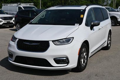 Used 2023 Chrysler Pacifica Limited