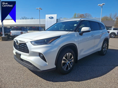Used 2021 Toyota Highlander XLE