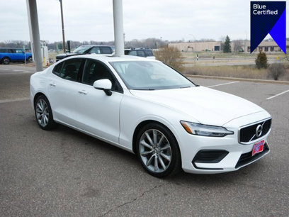 Used 2020 Volvo S60 T6 Momentum