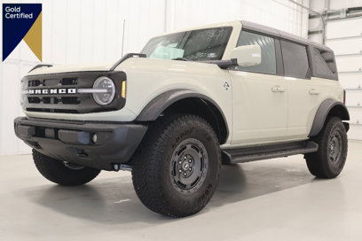 Certified 2025 Ford Bronco Outer Banks w/ Sasquatch Package