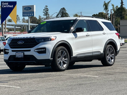 Certified 2022 Ford Explorer XLT w/ Equipment Group 202A
