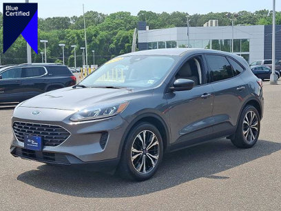 Certified 2022 Ford Escape SE w/ SE Sport Appearance Package