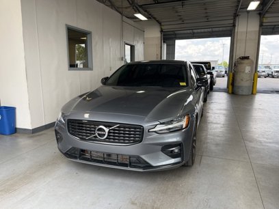 Used 2021 Volvo S60 T5 R-Design
