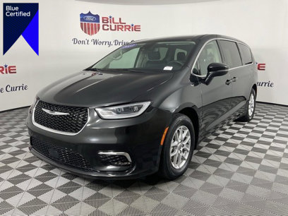Used 2023 Chrysler Pacifica Touring-L