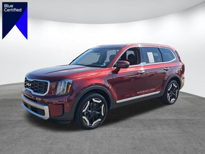 Used 2024 Kia Telluride S w/ S Sunroof Package