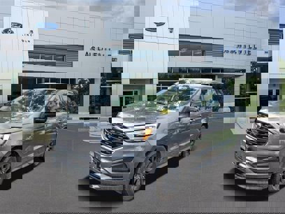 Certified 2022 Ford Edge SE w/ Black Appearance Package