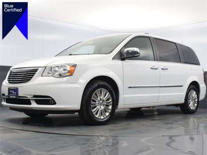 Used 2016 Chrysler Town & Country Limited