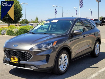 Certified 2020 Ford Escape SE