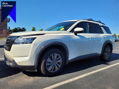 Used 2022 Nissan Pathfinder SV w/ SV Black Package