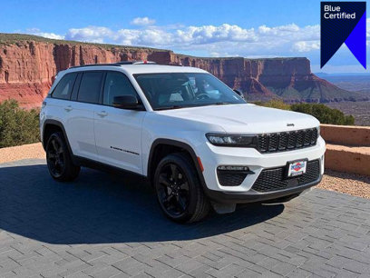 Used 2023 Jeep Grand Cherokee Limited w/ Black Appearance Package