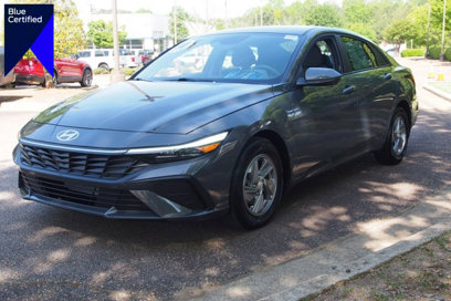 Used 2024 Hyundai Elantra SE