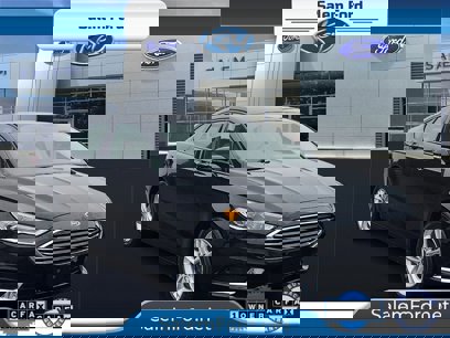 Certified 2018 Ford Fusion SE w/ Fusion SE Technology Package