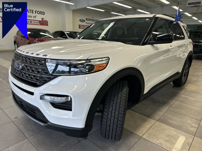 Certified 2022 Ford Explorer XLT w/ Equipment Group 202A