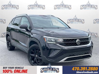 Used 2022 Volkswagen Taos SE w/ Panoramic Sunroof Package