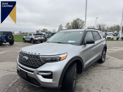 Certified 2022 Ford Explorer XLT w/ Equipment Group 202A