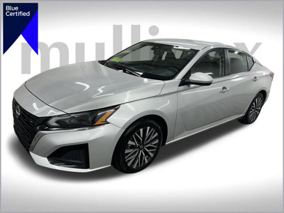 Used 2023 Nissan Altima 2.5 SV