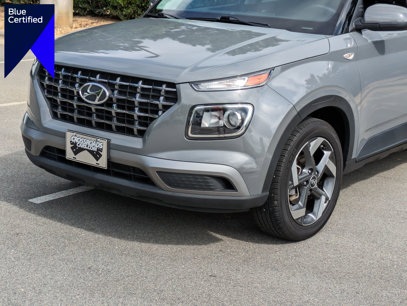 Used 2022 Hyundai Venue SEL