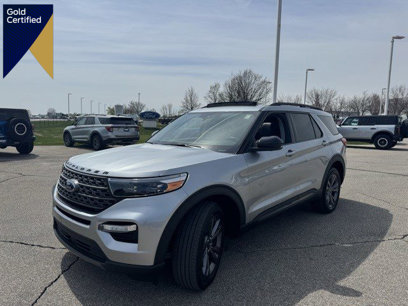Certified 2022 Ford Explorer XLT w/ Equipment Group 202A