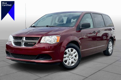 Used 2019 Dodge Grand Caravan SE w/ UConnect Hands-Free Group