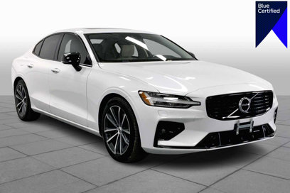 Used 2022 Volvo S60 B5 Momentum w/ Premium Package