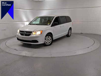 Used 2018 Dodge Grand Caravan SE w/ UConnect Hands-Free Group