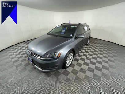 Used 2016 Volkswagen Golf SE w/ Lighting Package