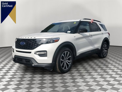 Certified 2022 Ford Explorer ST-Line w/ Class IV Trailer Tow Package