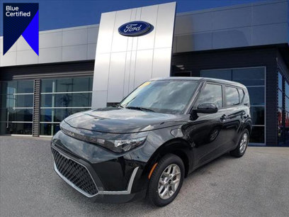 Used 2025 Kia Soul LX w/ LX Technology Package