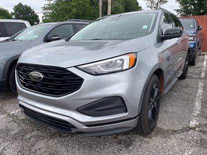 Certified 2022 Ford Edge SE w/ Black Appearance Package