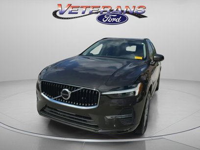 Used 2022 Volvo XC60 B5 Momentum