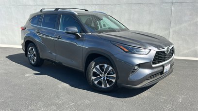Used 2022 Toyota Highlander XLE