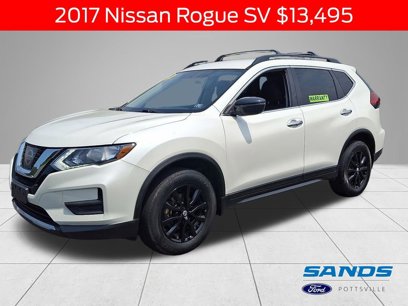 Used 2017 Nissan Rogue SV w/ Midnight Edition