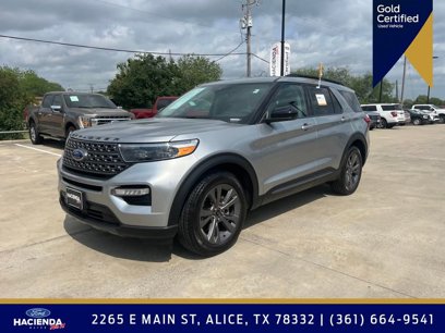 Certified 2024 Ford Explorer XLT w/ Equipment Group 202A