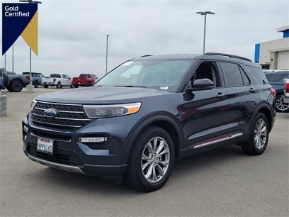 Certified 2024 Ford Explorer XLT w/ Equipment Group 202A