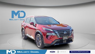 Used 2024 Nissan Rogue Platinum w/ Platinum Premium Package