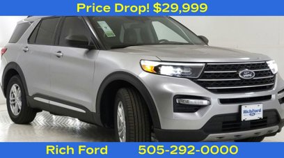 Certified 2023 Ford Explorer XLT w/ Equipment Group 202A