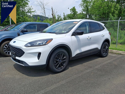 Certified 2022 Ford Escape SE w/ Cold Weather Package