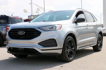 Certified 2022 Ford Edge SE w/ Black Appearance Package