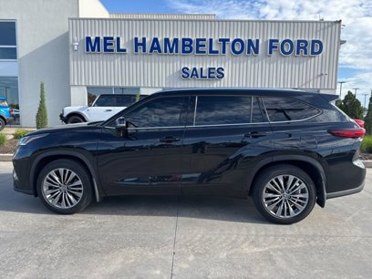 Used 2022 Toyota Highlander Platinum