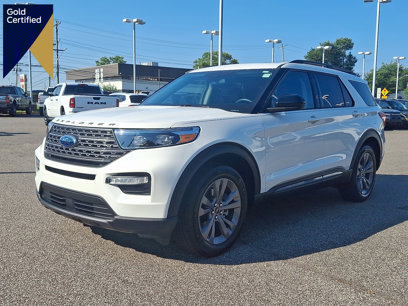 Certified 2022 Ford Explorer XLT w/ Equipment Group 202A